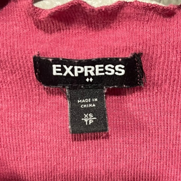 EXPRESS- Short Sleeve Rose Pink Mock Neck Top Size XS - Picture 5 of 5
